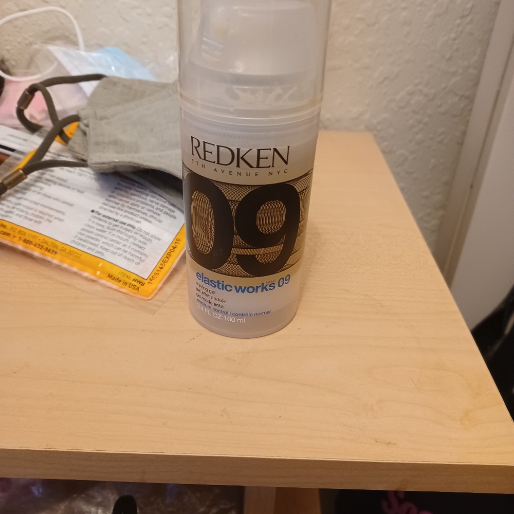 Redken stying gel